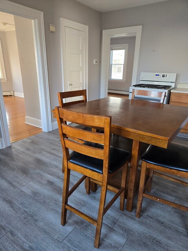 25 Miller St Unit 2nd Floor, New Britain, CT 06053 Room for Rent in