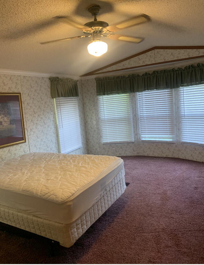 master bedroom - 2230 Stanback Ferry Rd