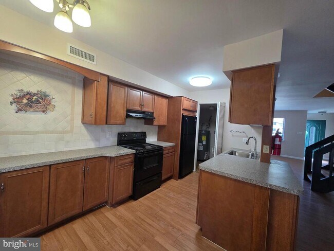 Foto del edificio - 2529 Cottonwood Ct