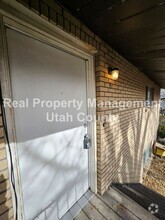 Building Photo - 1146 W 100 N