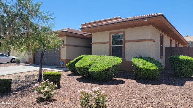 Building Photo - 18617 W Williams St