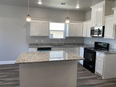 Foto del edificio - 3215 Polk St