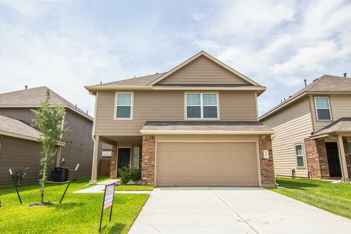 Primary Photo - 24242 Ravenna Oaks Ct