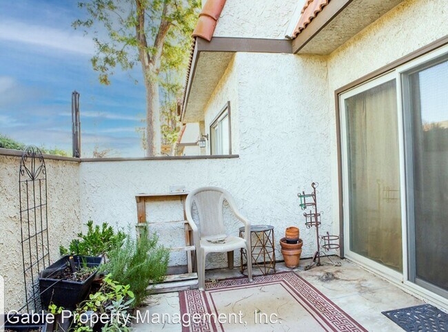 Foto del edificio - 27656 Ironstone Dr