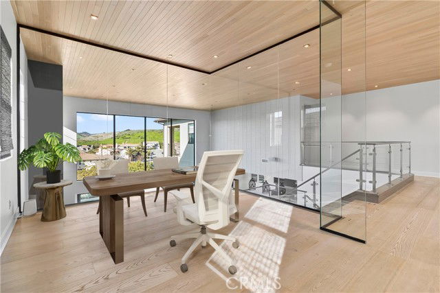 Building Photo - 33901 Paseo Eternidad