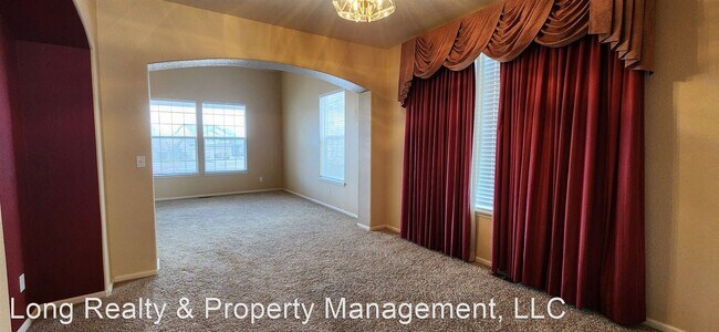 Foto del edificio - 5 br, 3 bath House - 4358 Cameo Lane