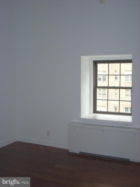 Foto del edificio - 219-29 S 18th St