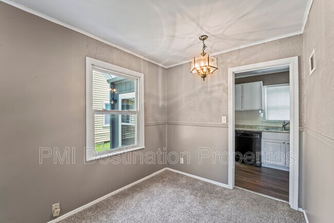 Foto del edificio - 1417 E 25th Ave
