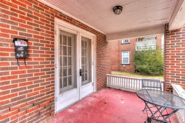 Building Photo - 1 Bed 1 Bath apartment in Okc close to Pla...