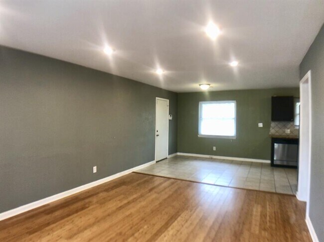 Foto del edificio - 2029 NW 46th St