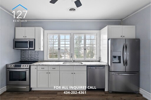 Building Photo - Charming 3-Bedroom Duplex in the Heart of Rivermont – Modern Comfort Meets Historic Elegance!