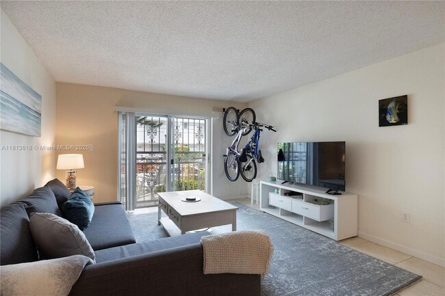 Photo - 855 Euclid Ave Apartment