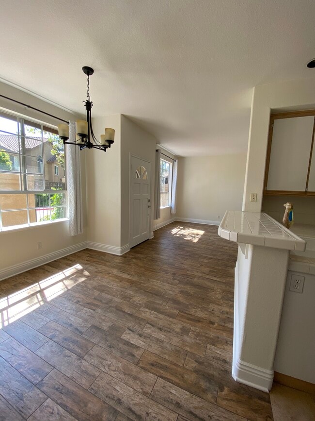 Photo - 14 Hillgate Pl Townhome