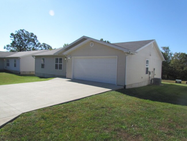 Building Photo - Available Now!! Lawn Care provided