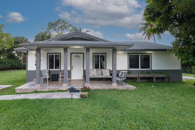 Foto del edificio - 13487 Barwick Rd