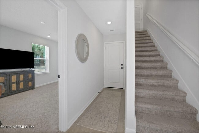 Building Photo - 1096 Farwell St