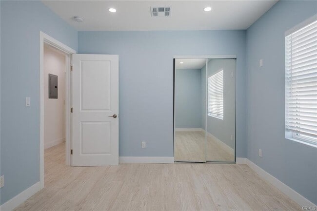 Building Photo - 7900 Forsythe St