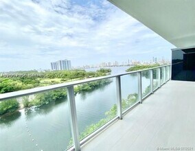Building Photo - 16385 Biscayne Blvd