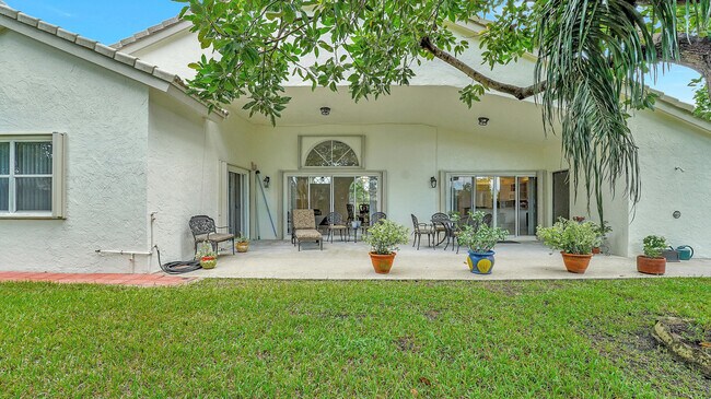 Building Photo - 5650 Aspen Ridge Cir
