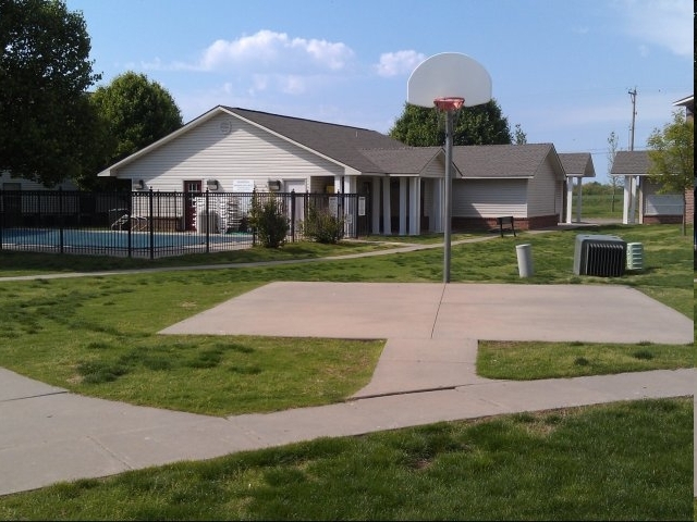 Cancha de básquetbol - Meadow Walk