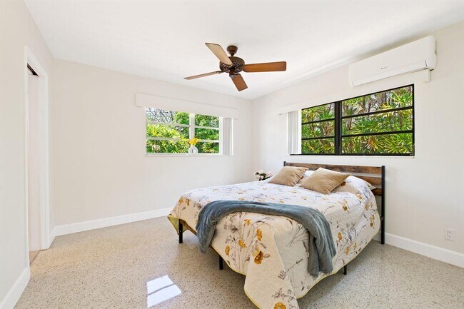 Foto del edificio - 1718 SE 14th St
