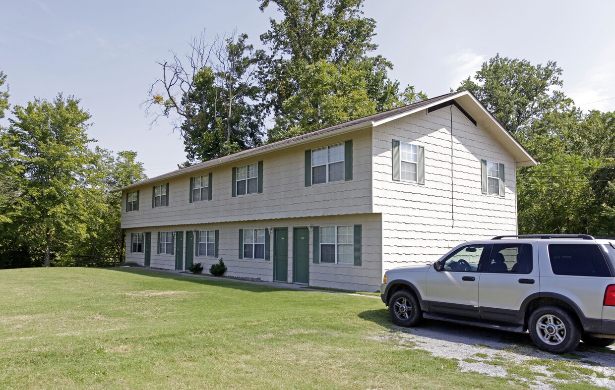 304 New Riverside Dr, Sevierville, TN 37862 Apartments in Sevierville
