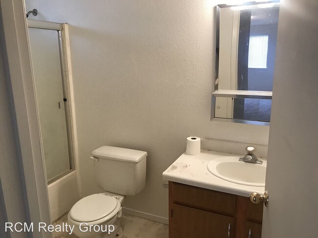 Building Photo - 2 br, 2 bath Apartment - 4150 Sherman Lane