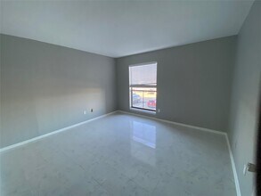 Building Photo - 8431 Hearth Dr