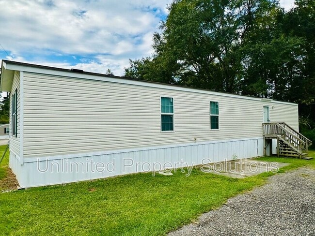 Building Photo - 9765 Old Mill Rd