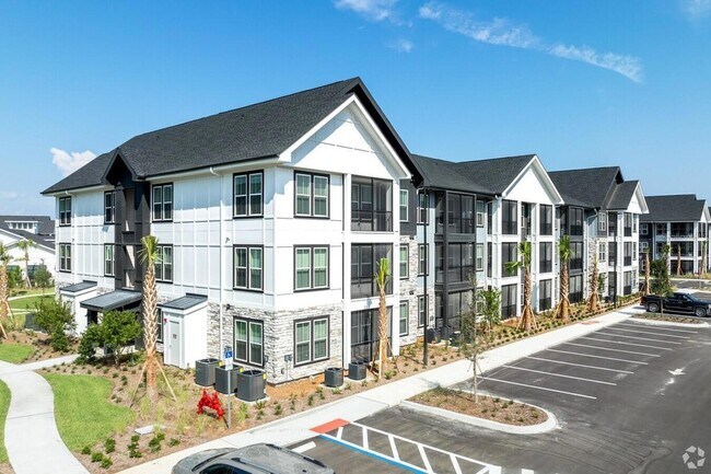 Foto del edificio - 3020 Base Blvd