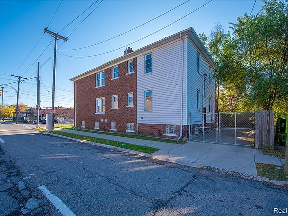 Building Photo - 2229 Alter Rd