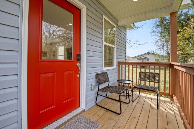 Photo - 24 Sawyer St House