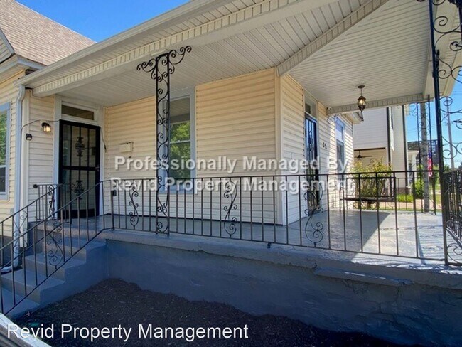 Foto del edificio - 3 br, 2 bath House - 32 N Cooper Street