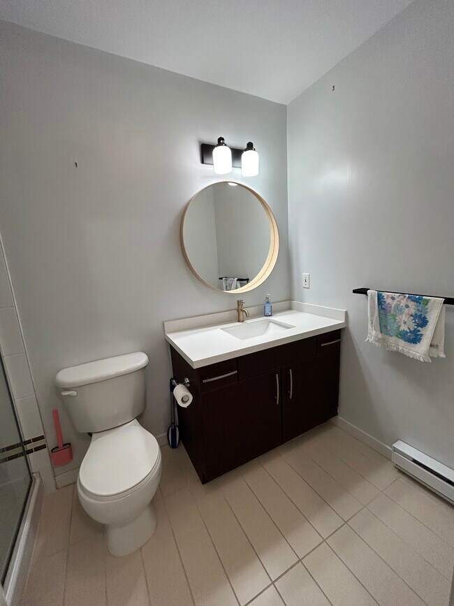 Photo du bâtiment - 7339 Macpherson Av