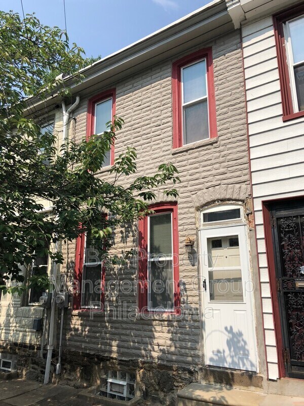 Primary Photo - 5913 McCallum St