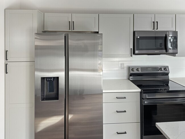 Building Photo - 8 Old Starnes Cove Rd