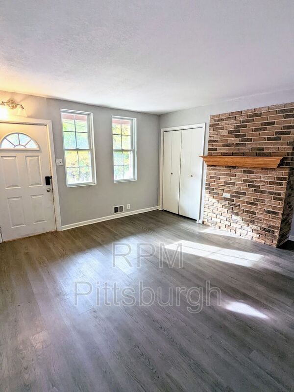 Building Photo - 2708 McDowell St