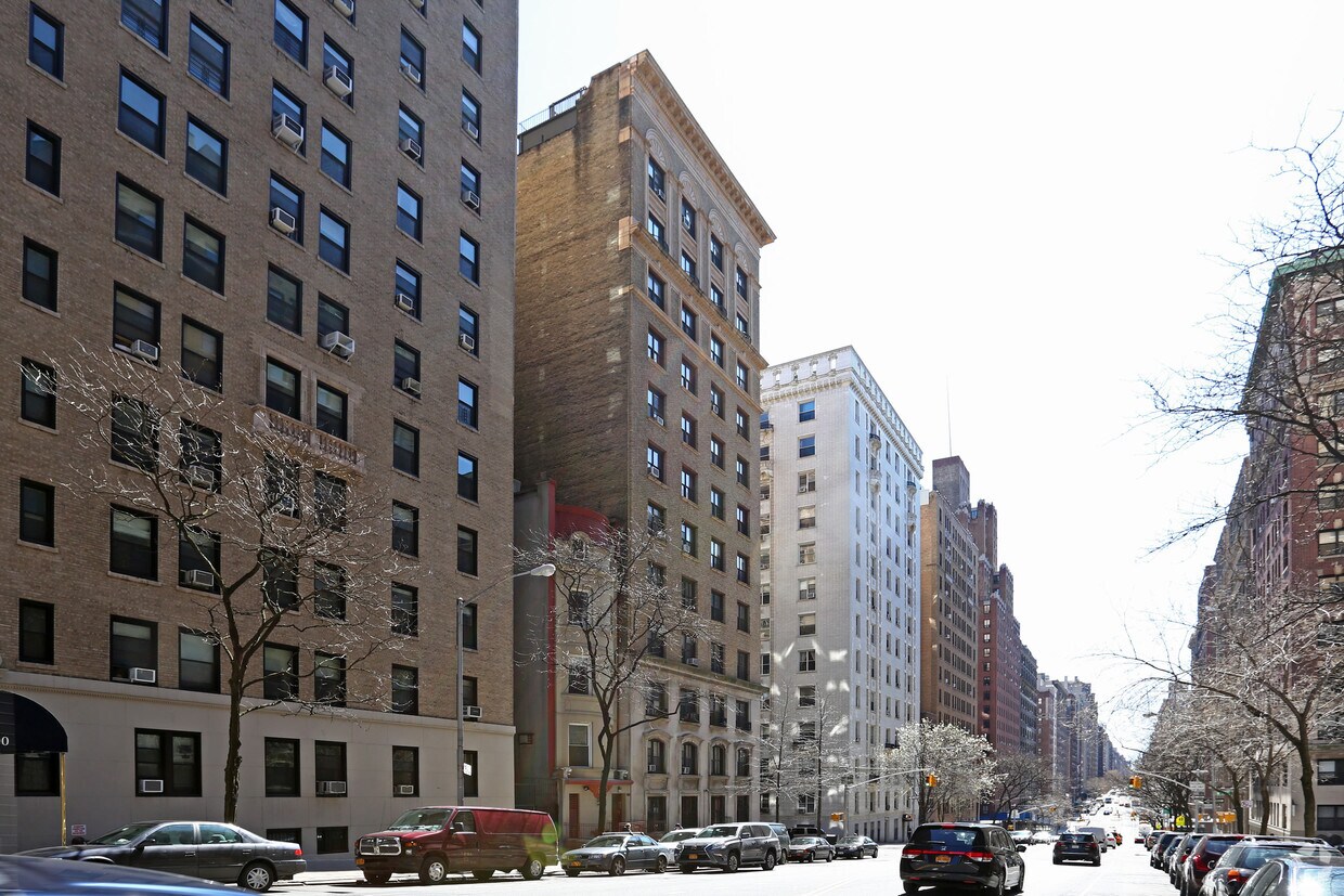 Foto del edificio - 782 West End Ave