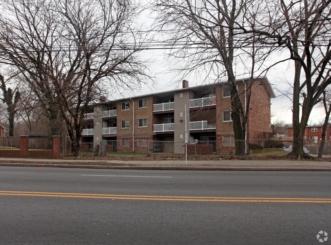 Primary Photo - Southern Terrace Apartments