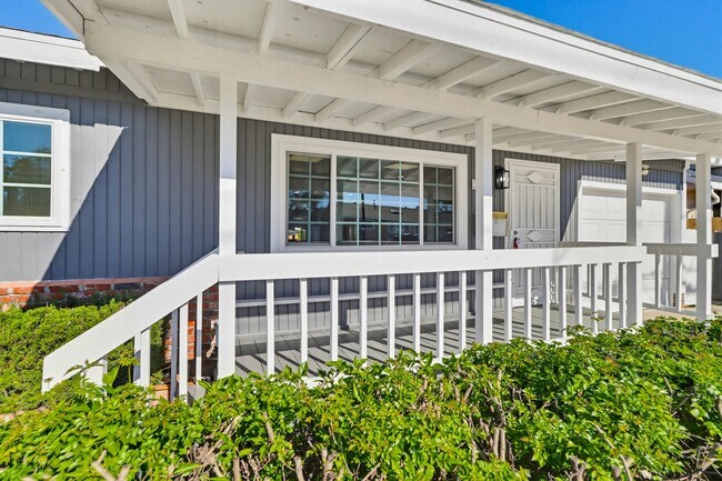 Building Photo - 338 Patricia Ln