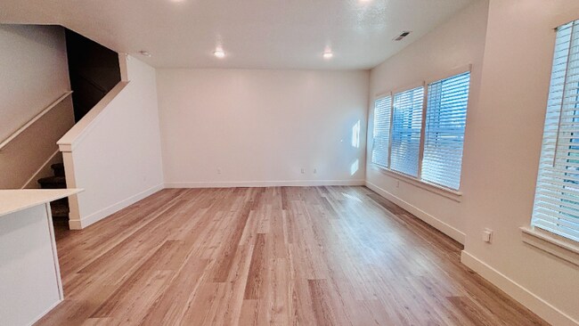 Foto del edificio - 538 N 100 E