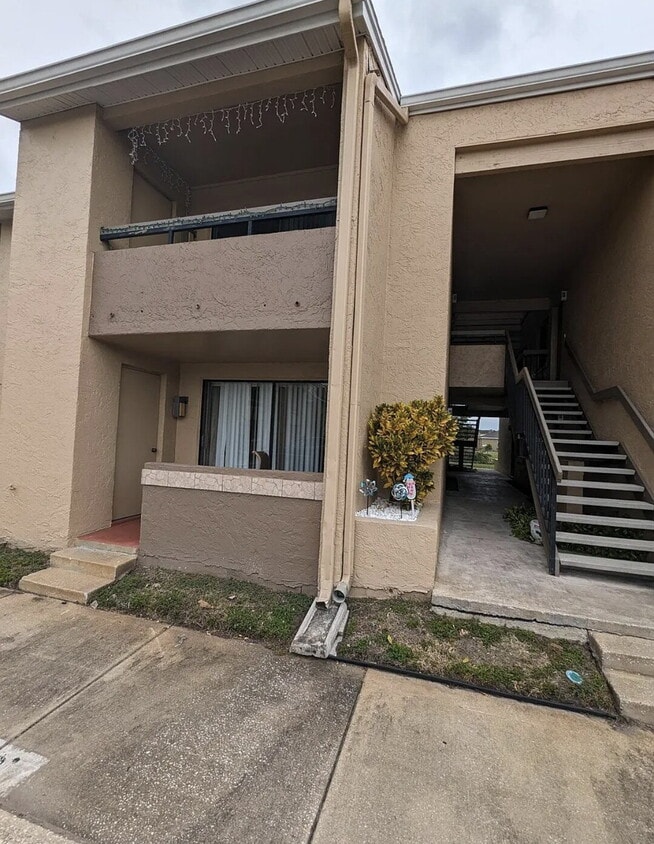 Centrally located, yet secluded 2 bedroom condo in the heart of Orlando for Rent - Centrally located, yet secluded 2 bedroom condo in the heart of Orlando for Rent