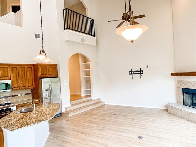 Foto del edificio - 2601 N Quinlan Park Rd
