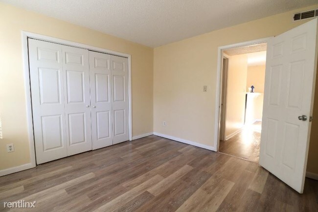 Foto del edificio - 4915 Cotton Row NW