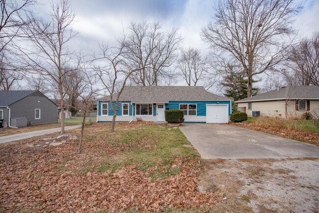 Building Photo - 6738 Sterling Ave