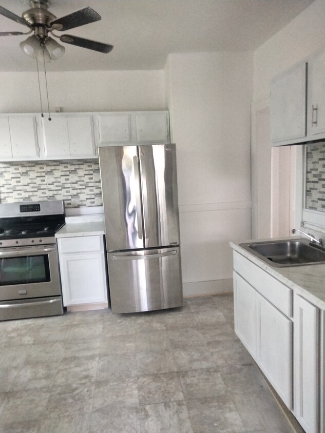 Kitchen - 78 Governor St