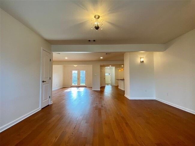 Foto del edificio - 2003 Patton Ln