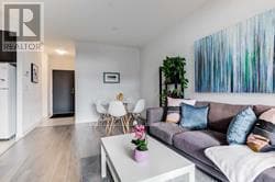 Building Photo - 8 Trent Ave