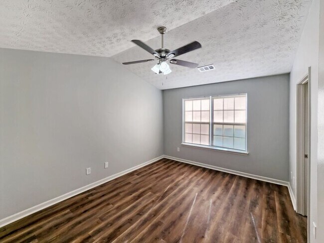 Building Photo - 2955 Fields Dr