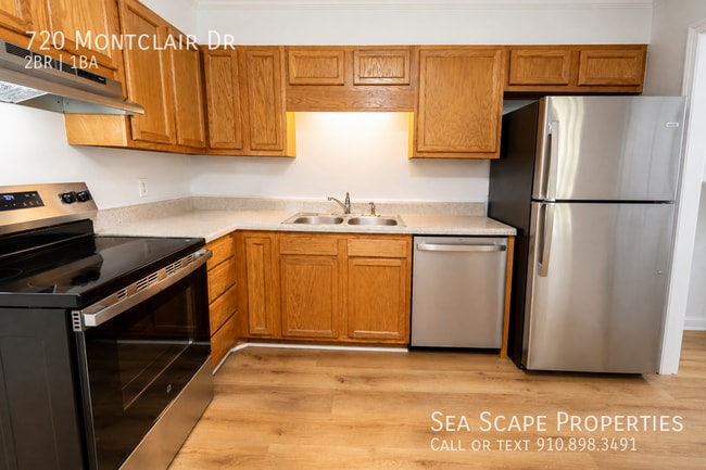 Photo - 720 Montclair Dr- House